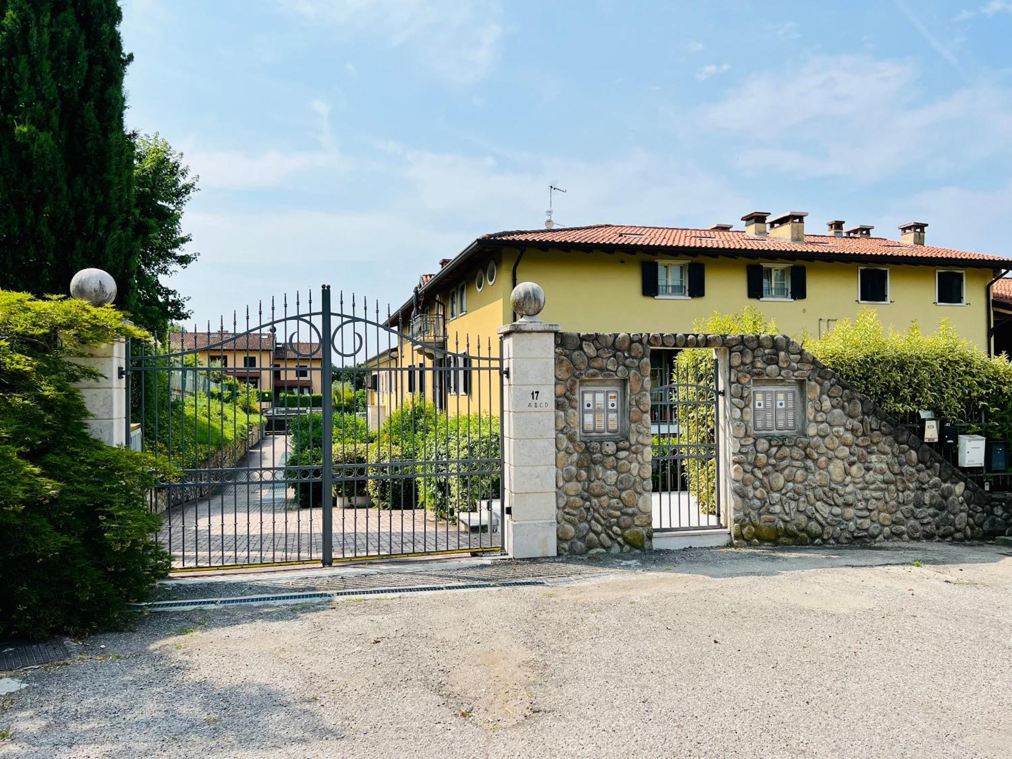 Suite And Pool Castion Veronese Exterior photo